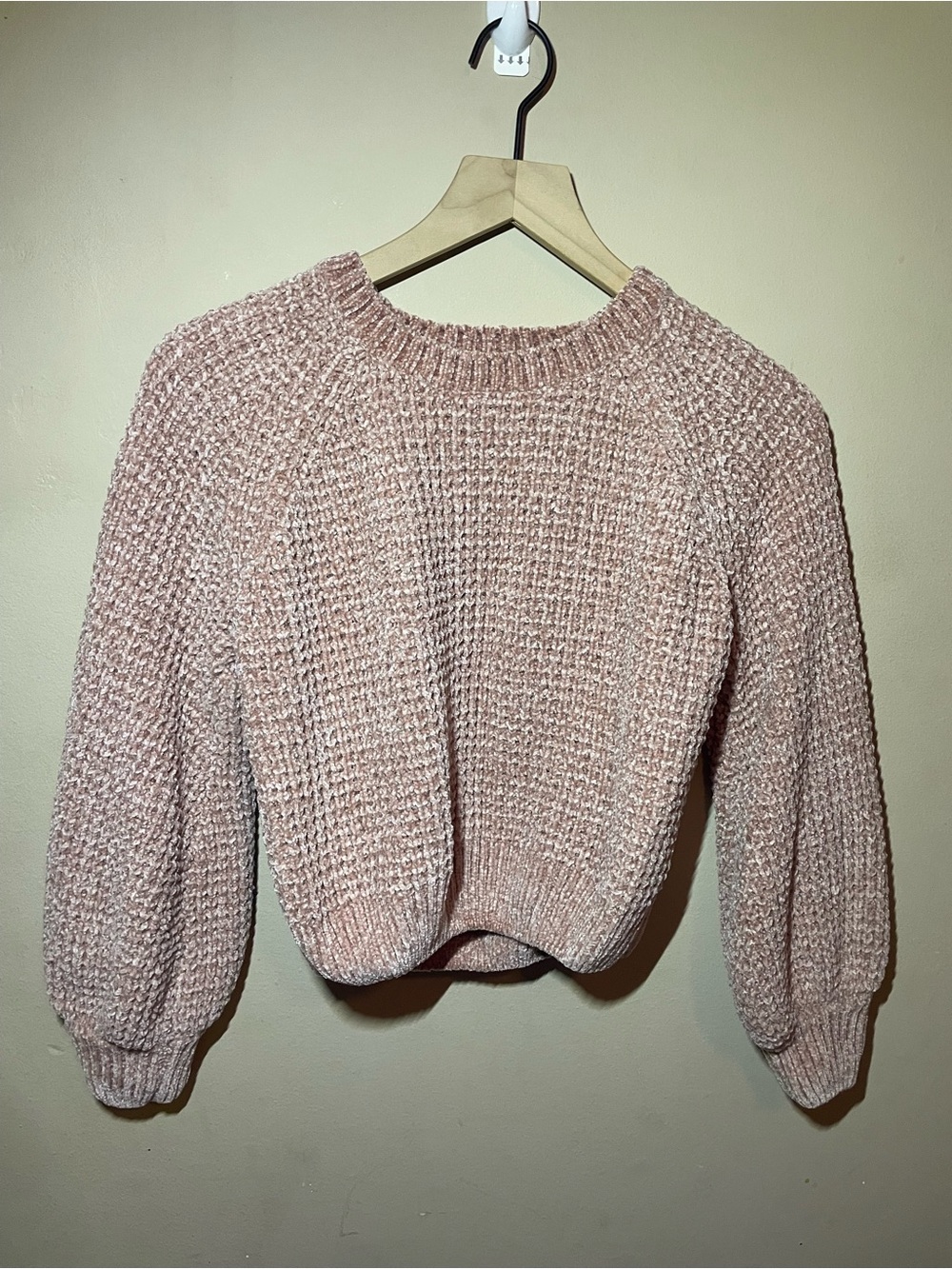 Altar’d State Pink Chenille Cropped Sweater Small Cozy Waffle KnitBalloon Sleeve